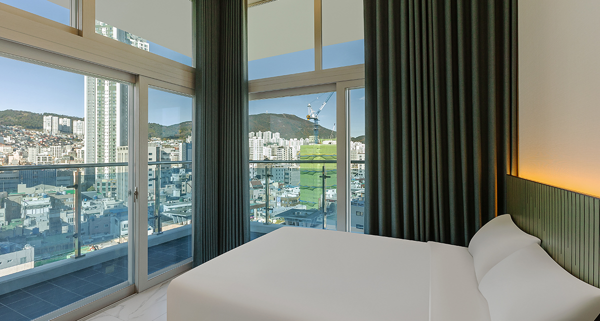 Terrace Standard Twin