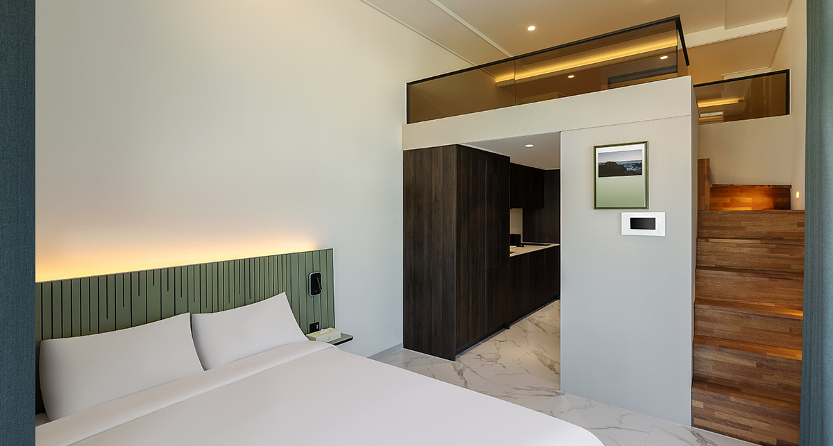 Terrace Standard Twin