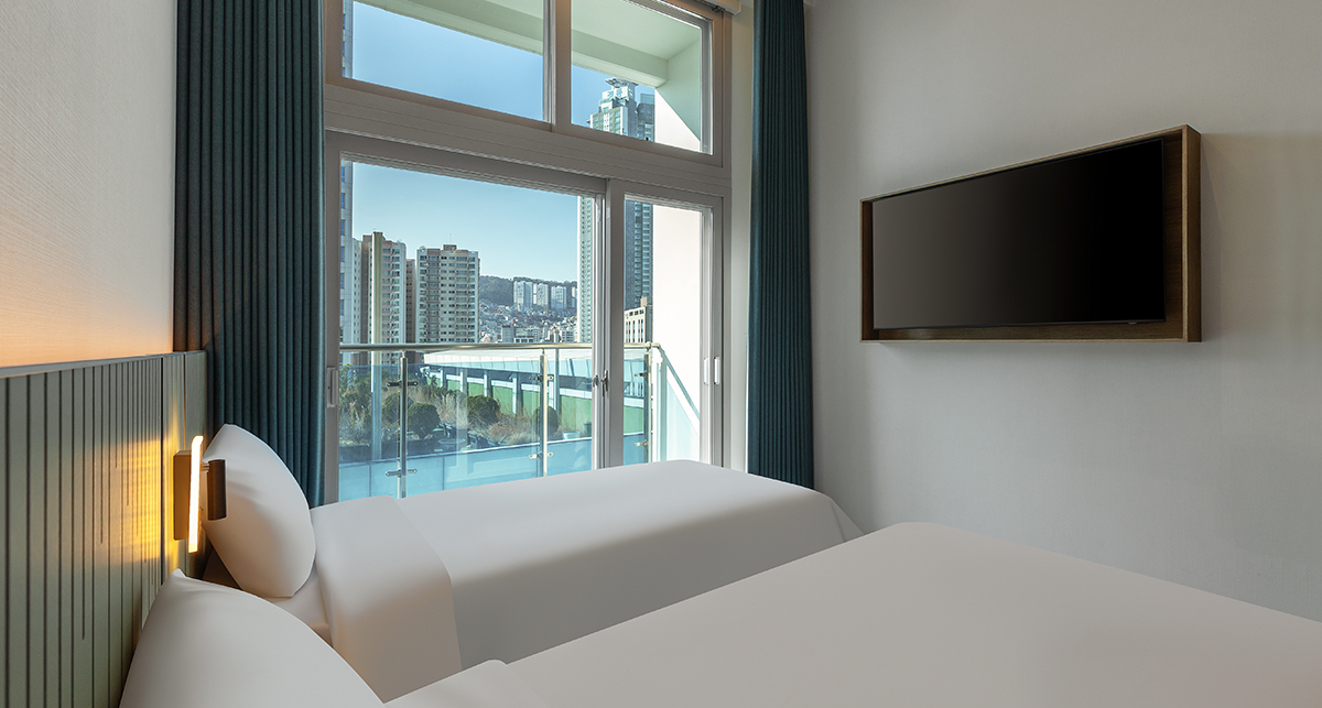 Terrace Standard Twin